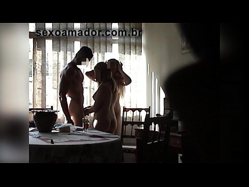 ❤️ ਸੈਕਸ ਦੋਸਤ ਇੱਕ ਵਿਸ਼ਾਲ ਆਦਮੀ ਅਤੇ ਉਸਦੇ ਨਾਲ ਇੱਕ ਤਿੱਕੜੀ ਨੂੰ ਸੱਦਾ ਦਿੰਦੇ ਹਨ ❤️ ਗੁਦਾ ਵੀਡੀਓ ﹏